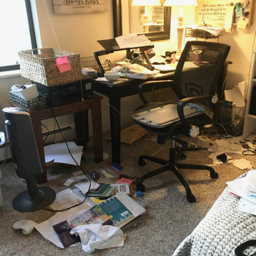 messy desk