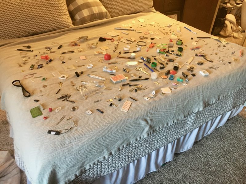 bed of clutter